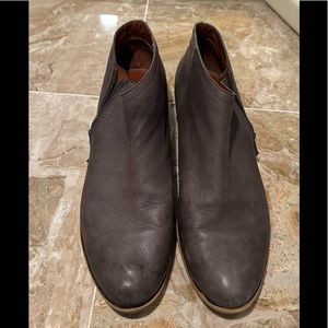 Lucky Brand Booties in grey